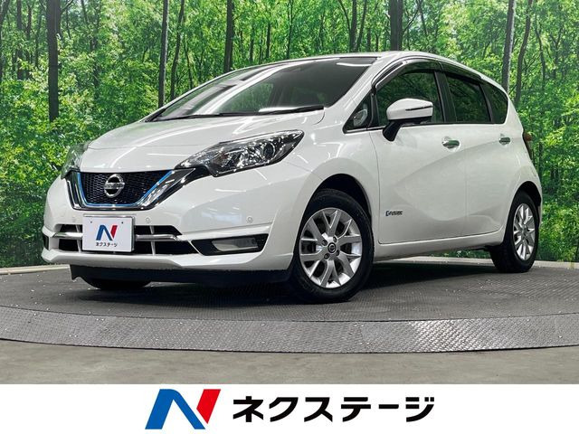 ノート1.2 e-POWER メダリスト FOUR 4WD