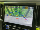 【バックカメラ】駐車時に後方がリアルタイム映像で確認できます。大型商業施設や立体駐車場での駐車時や、夜間のバック時に大活躍!運転スキルに関わらず、今や必須となった装備のひとつです!