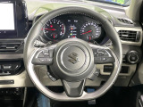【純正革巻きステアリング】上質な革を使用することで、手にしっかり馴染みとても運転しやすいハンドルです♪