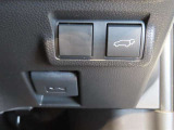 パワーバックドア装着車です。