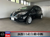 日産「ノート」明るい運転席回りで見渡しが良いです。