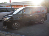大きすぎず、小さすぎず、運転もしやすくシートアレンジも多彩で、どの世代の方にも気に入っていただけるお車です♪