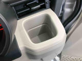 全車に1.「保証」2.「定期点検整備」3.「ダイハツ認定中古車カルテ」が付いています。