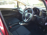 フィット 1.3 13G F 4WD 