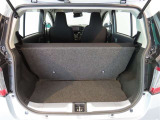 広々としたラゲージスペースを備えています。