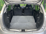 普段のお買い物や通勤、送迎等に十分な荷室スペースを確保しております。セカンドシートを倒すと、大きな荷物の積載も可能です♪