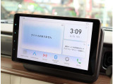 お客様のニーズを想像しながら、『見て』『触って』『体感』が出来るように仕入れ活動を行っております。