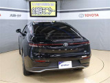フロントと同時に、横一線にシャープな光を放つリヤコンビネーションランプ。