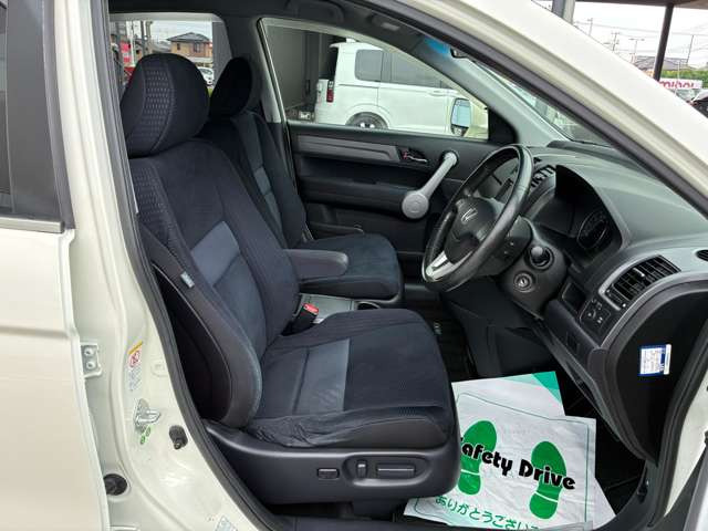 ホンダ CR-V 2.4 ZX 4WD の中古車詳細 (111,000km, プレミアムホワイト