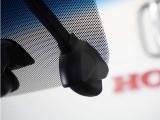 ◆ドライブレコーダー◆映像・音声などを記録する自動車用の装置です。 もしもの事故の際の記録はもちろん、旅行の際の思い出としてドライブの映像を楽しむことができます。