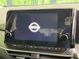 【メーカー純正ナビ】インテリアに溶け込むスタイリッシュな「専用設計」メーカーナビを装備♪視認性や操作性など基本性能にも優れ、より上質なカーライフをお楽しみいただけます。