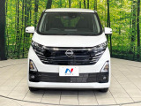 弊社では、全車『修復歴なし』のお車のみ取り扱っております。専任バイヤーによる厳選した仕入れの後、入庫後の車両チェックを行い、ネクステージが認定した高品質な中古車をご提供しております。