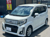 斜めからのフロントビュー