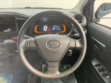 ダイハツディーラーでは「ダイハツ認定U-CAR」という基準を設け、車選びに詳しくないお客様でも「安心して選べる」をご提供しています。