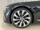 22&rdquo;Ten Spoke Wheel-Black Painted And Bright Machined