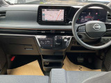 ◆◆◆運転席まわりはこのように機能的にまとまっています。足元が広くて、開放的ですよ!ぜひお座りください。