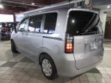 全長431cm、幅169cm、高さ175cmのお車になります。