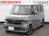 当社試乗車、業務車のN-BOXカスタム(コーディネートスタイル モノトーン)が入庫です。内外装ともにきれいなお車です。