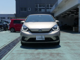 LEDヘッドライト装着車なので、夜間走行も明るく安全な走行をサポートいたします