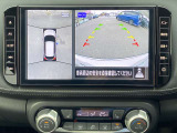 車の上から見下ろしたような360度見えるアラウンドビューモニター搭載してます!狭い駐車場や暗い場所でも安心して駐車出来ます!