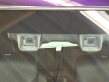 【スズキ セーフティサポート】走行中に前方の車両等を認識し、衝突しそうな時は警報とブレーキで衝突回避と被害軽減をアシスト。より安全にドライブをお楽しみいただけます。
