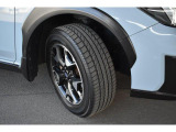 タイヤサイズは225/60R17です