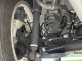 お車を安心してお乗りいただく為には、足回りの定期点検が欠かせません。サービスサポート(有償保証)では無料点検もご提供しており、安心のカーライフをお過ごしいただけるサポート体制が整っています。