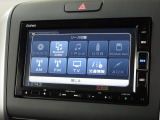 ナビゲーションは純正メモリーナビ(VXM-234VFi)を装着しております。AM、FM、CD、DVD再生、Bluetooth、音楽録音再生、フルセグTVがご使用いただけます。
