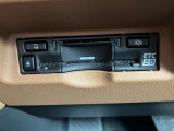 ETC搭載車しか通過できないスマートICが利用できるようになります。現在、スマートICの設置箇所も増えてきてます。また、料金所での小銭の出し入れや雨天時における窓の開閉などの紛らわしさも解消されます。