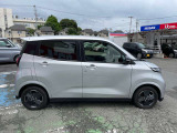 両側オートスライドドア装備!運転席やドアのスイッチ、リモコンキーでも開閉操作できるので便利ですよ!