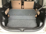 後部座席のシートアレンジでお荷物を載せる時に活躍します!折り畳み自転車を載せている方もいらっしゃいます☆