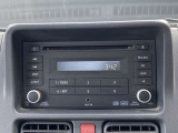 純正オーディオでCD・AM/FMラジオ付きで、それぞれ6チャンネルまで登録できます。