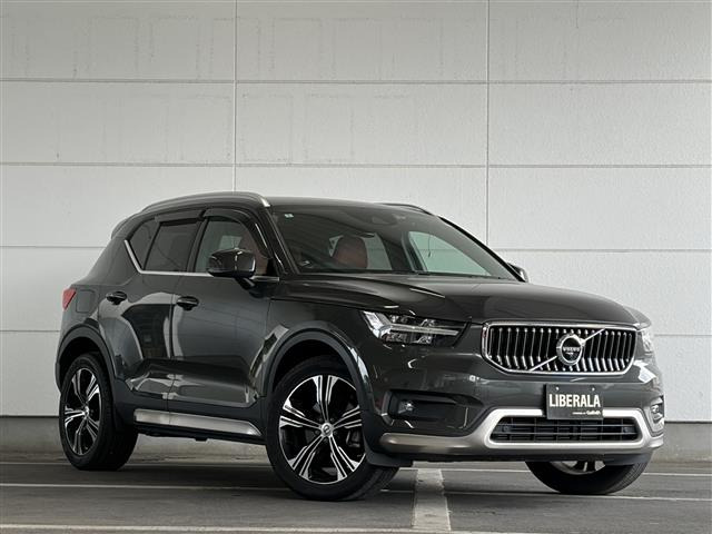 XC40 T4 AWD インスクリプション 4WD 4WD 本革シート