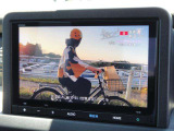 ★純正8インチインターナビ★フルセグテレビ・USB・Bluetooth&ハンズフリー通話・AM/FMラジオ・ipod接続対応(別売)★