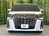 弊社では、全車『修復歴なし』のお車のみ取り扱っております。専任バイヤーによる厳選した仕入れの後、入庫後の車両チェックを行い、ネクステージが認定した高品質な中古車をご提供しております。