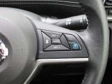 プロパイロットスイッチ 高速道路の運転で、アクセル、ブレーキ、ステアリングをクルマがアシスト。ドライバーの負担を軽減します。