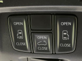 【両側パワースライドドア】スマートキーや運転席のスイッチで後席両側スライドドアの開閉が可能♪電動だから力を入れてドアを開ける必要が無く、小さなお子様でも簡単に開け閉めでき快適です♪