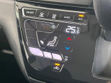 【オートエアコン】一度お好みの温度に設定すれば、車内の温度を検知し風量や温度を自動で調整。暑い&hellip;寒い&hellip;と何度もスイッチ操作をする必要はありません。快適な車内空間には必須の機能ですね♪