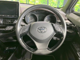 【ステアリングスイッチ】運転中、前方から目線をそらすことなく、オーディオ等の操作が可能な便利機能!安心&快適なドライブを演出してくれます♪