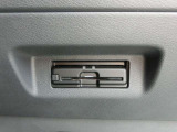 ETCで高速・有料道路の料金所をキャッシュレス。スムーズなドライブをサポート。