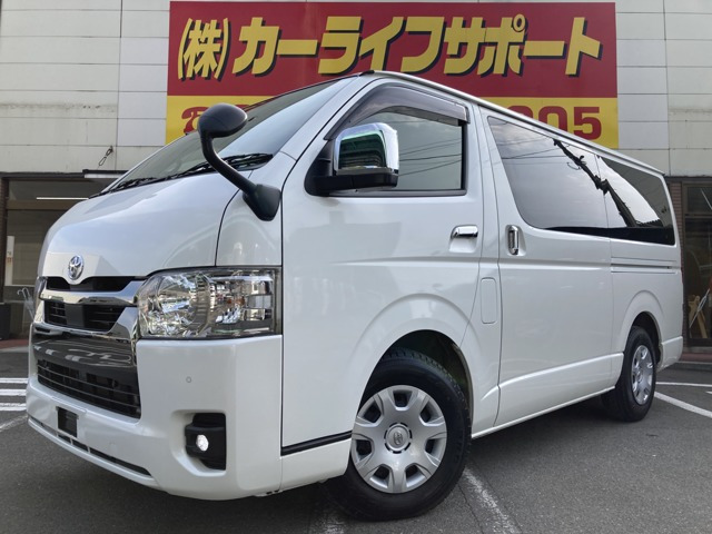 トヨタ ハイエースバン 