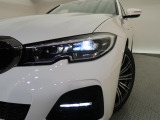 安心のBMW認定中古車は100項目の箇所を徹底的にチェック致します。機械的な箇所や電気系、コンピューターなどをご納車前に点検し、交換基準に達した部品は全て新品に修理返品した後にご納車致します。