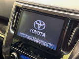 【純正10型ナビ】人気の純正ナビを装備。オーディオ機能も充実しており、Bluetooth接続すればお持ちのスマホやMP3プレイヤーの音楽を再生可能!毎日の運転がさらに楽しくなります!!