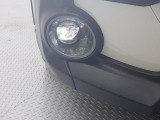 LEDフロントフォグランプを装備しています