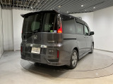 自動車保険・JAFも取り扱っております。また、お客様のご希望で保証延長(有償・一部の車種では取り扱いできません)もご準備しております。