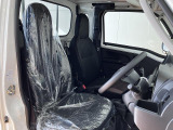 運転席広々