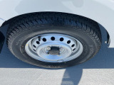 【145/80R12 ラジアルタイヤ】。優れた小回り★狭いあぜ道もぐいぐい走行!