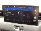 ナビ機能だけでなく、フルセグ、Bluetoothなどのオーディオ機能がついています!