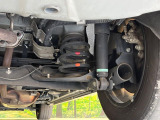 お車を安心してお乗りいただく為には、足回りの定期点検が欠かせません。サービスサポート(有償保証)では無料点検もご提供しており、安心のカーライフをお過ごしいただけるサポート体制が整っています。