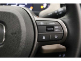【クルーズコントロール】アクセルを踏み続けることなくセットした一定の速度を維持する機能です。長時間の高速走行時に便利です!